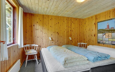 Ulrike - 600M to the Fjord: Cottage, Roof, Home, Slope, Hut, Siding