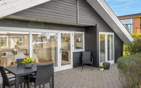 Joannes - 200M from the Sea: Furniture, Interior Design, Flooring, Wood, Floor, Ceiling, Wood Flooring, Chair, Table, Lighting