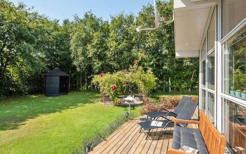 Kai - 500M to the Fjord: Residential Area, Roof, Suburb, Driveway, Estate, Chimney
