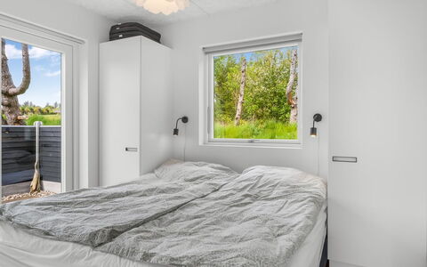 Elso - 600M to the Fjord: Wood, Bedroom, Bed, Ceiling, Interior Design, Home, Bed Sheet, Bedding, Bed Frame, Room