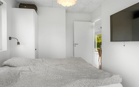 Elso - 600M to the Fjord: Interior Design, Wall, Flooring, Bedroom, Floor, Ceiling, Wood, Furniture, Bed, Light Fixture