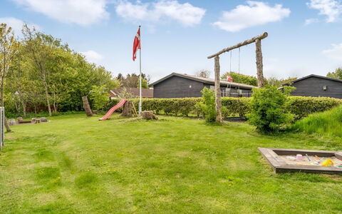 Elso - 600M to the Fjord: Grass, Garden, Land Lot, Lawn, Backyard, Landscaping, Cottage, Shade, Yard, Farmhouse