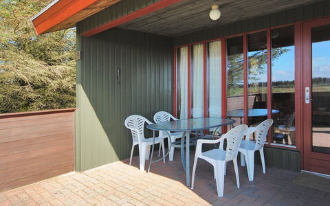 Neven - 900M from the Sea: Wood, Wood Stain, Plank, Hardwood, Cottage, Deck, Siding, Shade, Wood Flooring, Garden Buildings