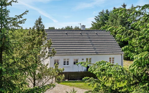Minja - 900M from the Sea: Cottage, Roof, Home, Slope, Hut, Siding