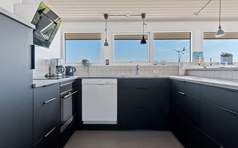 Peetu - 200M to the Fjord: Kitchen, Countertop, Cabinetry, Kitchen Appliance, Flooring, Major Appliance, Interior Design, Floor, Furniture, Ceiling