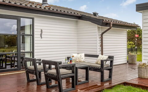 Selke - 300M to the Fjord: Apartment, Shade, Balcony, Chair, Fence, Outdoor Furniture, Aluminium, Artificial Turf