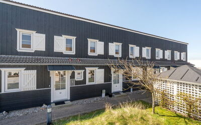 Veera - 100M to the Inlet