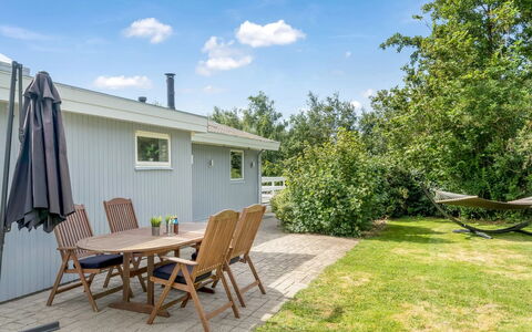 Gudfast - 300M to the Fjord: Architecture, Roof, Home, Composite Material, Daylighting, Siding, Driveway