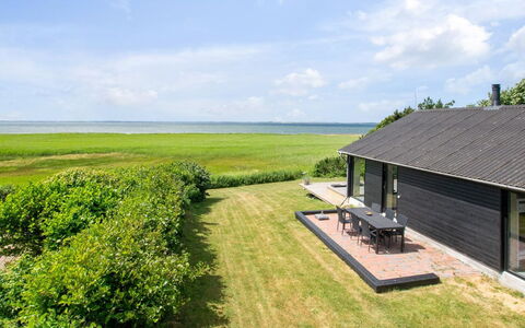 Aslag - 150M to the Fjord: House, Roof, Home, Cottage, Shed, Garden Buildings, Siding, Yard, Log Cabin, Hut