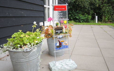 Assarina - 300M to the Fjord: House, Roof, Home, Cottage, Shed, Garden Buildings, Siding, Yard, Log Cabin, Hut