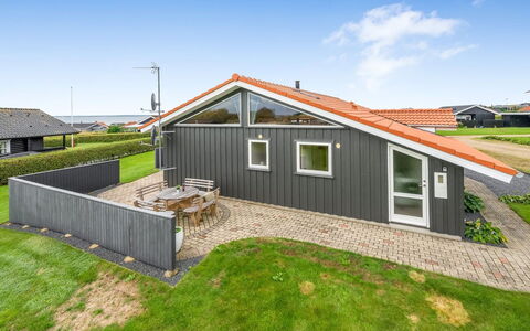 Malila - 400M to the Fjord: House, Roof, Home, Cottage, Shed, Garden Buildings, Siding, Yard, Log Cabin, Hut