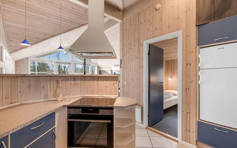 Sesto - 300M to the Fjord: Wood, Ceiling, Interior Design, Flooring, Floor, Room, Light Fixture, Countertop, Kitchen, Wood Stain