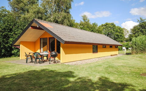 Naema - 600M to the Fjord: House, Home, Roof, Residential Area, Cottage, Estate, Farmhouse, Lawn, Landscaping, Siding