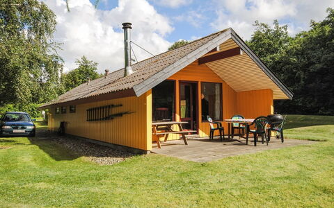 Naema - 600M to the Fjord: House, Home, Roof, Residential Area, Cottage, Estate, Farmhouse, Lawn, Landscaping, Siding