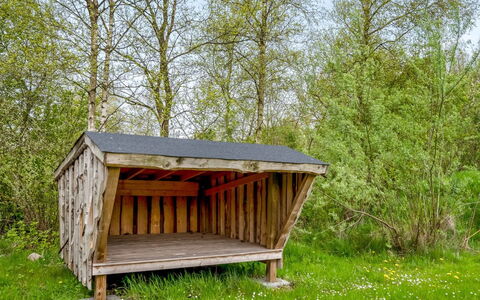 Veijo - 400M to the Fjord: House, Roof, Home, Cottage, Shed, Garden Buildings, Siding, Yard, Log Cabin, Hut