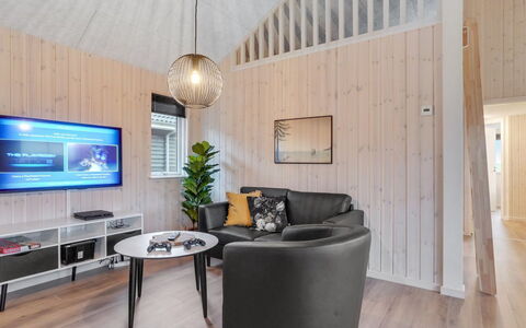 Sibbe - 500M to the Fjord: Interior Design, Wood, Ceiling, Flooring, Home, Floor, Room, Furniture, Lighting, Living Room