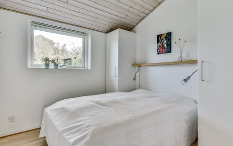 Sylvelin - 400M to the Fjord: Wall, Wood, Ceiling, Bedroom, Interior Design, Flooring, Bed, Floor, Bed Sheet, Bedding