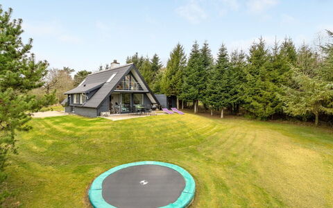 Brunhild - 300M to the Fjord: Roof, House, Land Lot, Home, Cottage, Estate, Garden Buildings, Shade, Log Cabin, Landscaping