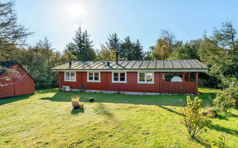 Thrine - 100M to the Fjord: Wood, Roof, House, Cottage, Door, Home, Siding, Land Lot, Garden Buildings, Shed