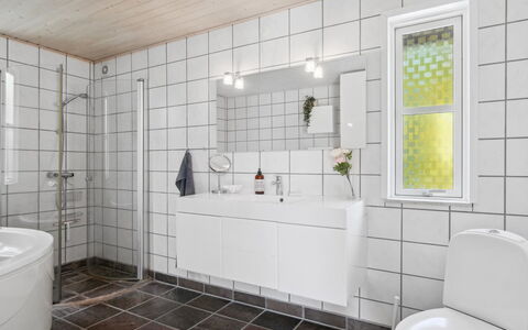 Gerhild - 300M from the Sea: Flooring, Plumbing Fixture, Floor, Interior Design, Bathroom, Sink, Plumbing, Tile, Tap, Ceiling