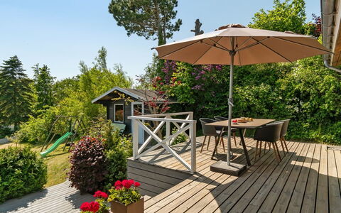 Gerhild - 300M from the Sea: Wood, Furniture, Outdoor Furniture, Umbrella, Shrub, Garden, Outdoor Table, Table, Chair