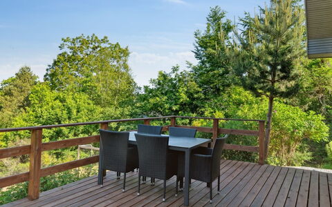 Amai - 1.5Km from the Sea: Roof, House, Home, Cottage, Siding, Estate, Driveway, Garden Buildings, Yard, Shed