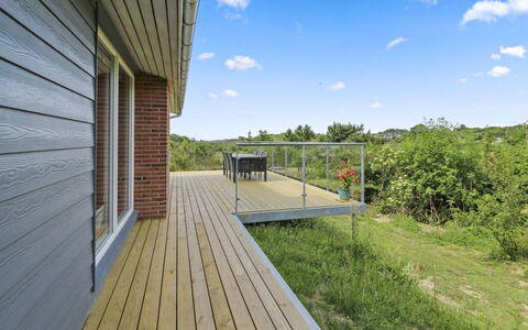 Lissi - 700M from the Sea: Wood, Sea, Cloud, Coastal And Oceanic Landforms, Deck, Ocean, Plank, Boardwalk, Coast, Hardwood