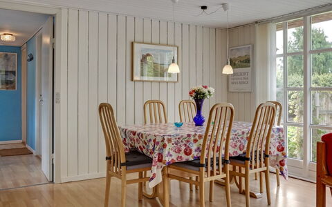 Vian - 200M from the Sea: Interior Design, Flooring, Furniture, Wood, Floor, Ceiling, Dining Room, Wood Flooring, Room, Kitchen & Dining Room Table