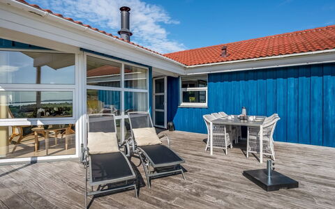 Sarita - 1Km from the Sea: Door, Chair, Shade, Outdoor Furniture, Hardwood, Deck, Wood Stain, Plank, Balcony, Porch