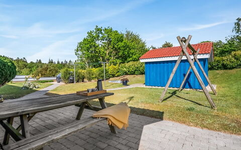 Sarita - 1Km from the Sea: Shade, Lawn, Cottage, Garden, Landscaping, Yard, Park, Garden Buildings
