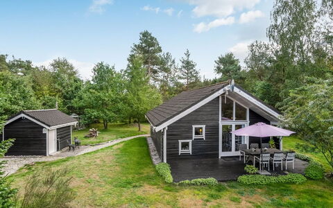 Fiallar - 7.5Km from the Sea: Residential Area, Roof, Suburb, Driveway, Estate, Chimney
