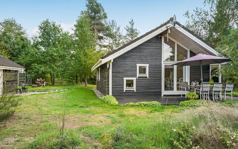 Fiallar - 7.5Km from the Sea: Residential Area, Roof, Suburb, Driveway, Estate, Chimney