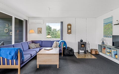 Hila - 900M from the Sea: Flooring, Wood, Furniture, Floor, Interior Design, Ceiling, Couch, Room, Home, Living Room
