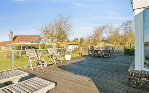Dzavid - 10M from the Sea: Home, Roof, House, Door, Cottage, Shade, Garden, Groundcover, Porch, Yard