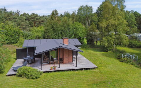 Skjold - 600M from the Sea: Cottage, Home, House, Roof, Porch, Estate, Siding, Garden Buildings, Farmhouse, Yard