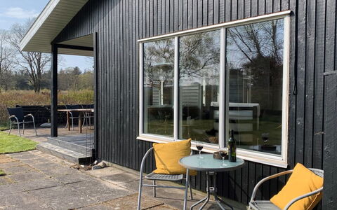 Norell - 800M from the Sea: Thatching, Cottage, House, Roof, Home, Farmhouse, Hut, Estate, Village
