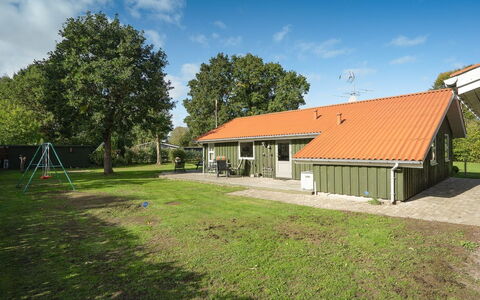 Hermand - 700M from the Sea: Grass, Roof, House, Home, Cottage, Land Lot, Rural Area, Plain, Lawn, Farmhouse