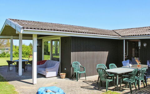 Carita - 500M from the Sea: Architecture, Roof, Home, Composite Material, Daylighting, Siding, Driveway