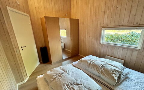 Kalli - 350M to the Fjord: Wood, Bedroom, Flooring, Floor, Interior Design, Home, Hardwood, Wood Stain, Bed, Room