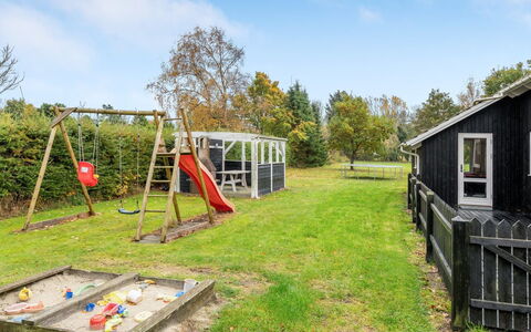Kalli - 350M to the Fjord: Grass, Garden, Land Lot, Lawn, Backyard, Cottage, Garden Buildings, Yard, Shade, Shed