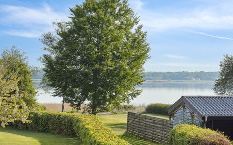 Bendine - 100M to the Fjord: Residential Area, Roof, Suburb, Driveway, Estate, Chimney