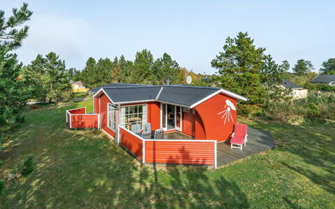 Hilleborg - 100M from the Sea: House, Home, Residential Area, Roof, Cottage, Land Lot, Estate, Yard, Garden, Siding