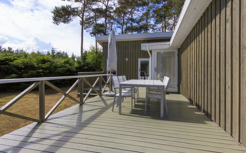 Hwelp - 200M from the Sea: Roof, House, Home, Cottage, Door, Siding, Deck, Porch, Plank, Hardwood