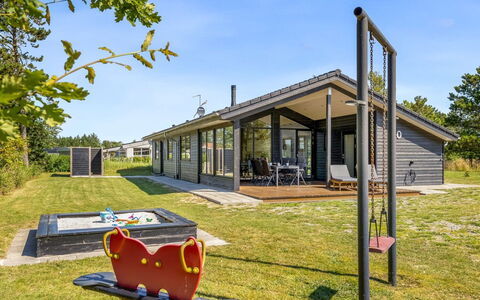 Jerrit - 225M from the Sea: Cottage, Shed, Hut, Farmhouse, Prairie, Shack, Barn, Log Cabin, Garden Buildings