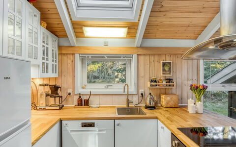 Berenice - 250M from the Sea: Thatching, Cottage, House, Roof, Home, Farmhouse, Hut, Estate, Village