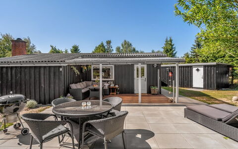 Leonor - 300M from the Sea: Home, Roof, Garden, Cottage, Shade, Siding, Yard, Backyard, Deck, Landscaping