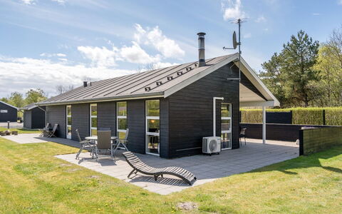 Fritse - 1.9Km from the Sea: Thatching, Cottage, House, Roof, Home, Farmhouse, Hut, Estate, Village