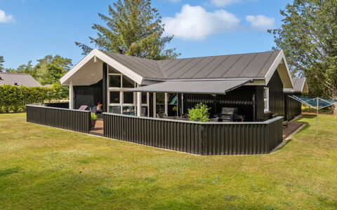 Talula - 350M from the Sea: Wood, Roof, House, Cottage, Door, Home, Siding, Land Lot, Garden Buildings, Shed