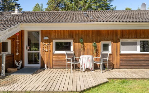 Milda - 1.9Km from the Sea: Swimming Pool, Outdoor Furniture, Furniture, Resort, Flagstone, Eco Hotel, Shade, Chair, Leisure, Estate