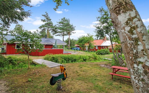 Edzard - 200M from the Sea: Thatching, Cottage, House, Roof, Home, Farmhouse, Hut, Estate, Village